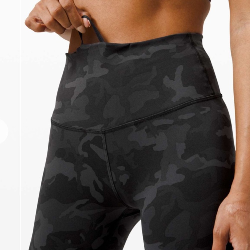 NWT Lululemon Wunder Train HR Camo Shorts - Picture 4 of 7